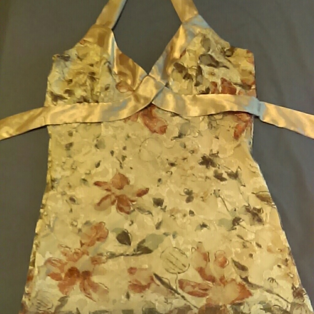Halter top